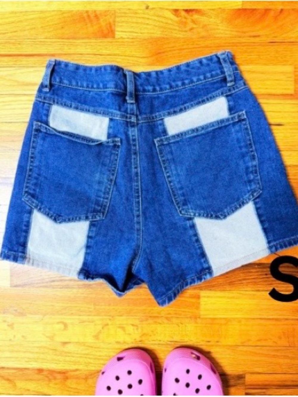 High-Waist Two-Tone Denim Shorts - Blue